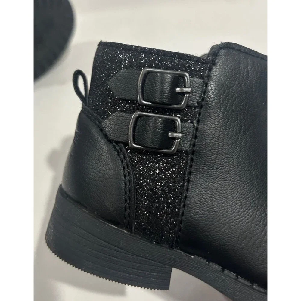 OshKosh B’gosh Toddler Girls Black Ankle Boots Size 6 Glitter Buckle Zip
